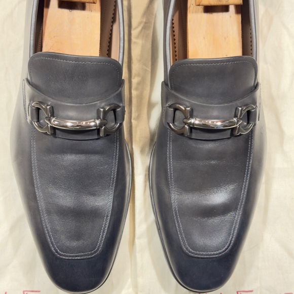 Salvatore Ferragamo Moccasin with Gancini ornament main image 5
